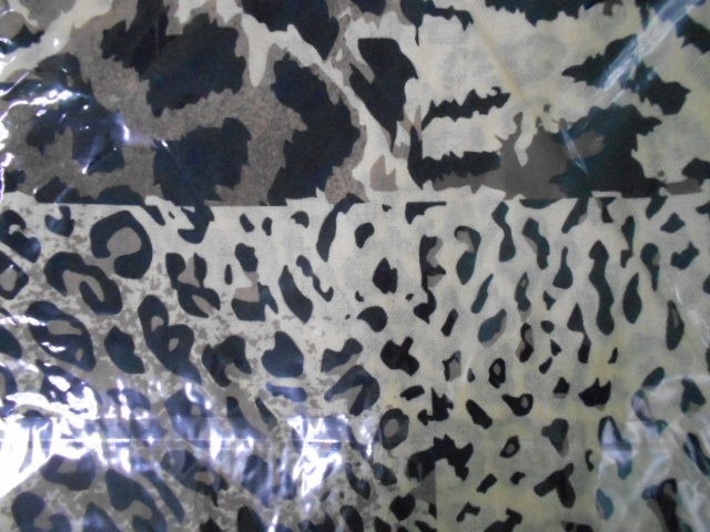  Тигровый принт платок