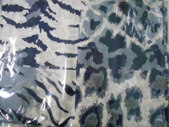  Тигровый принт платок