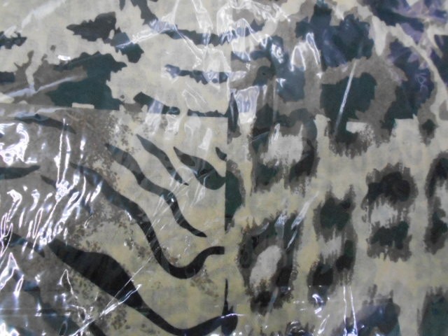  Тигровый принт платок