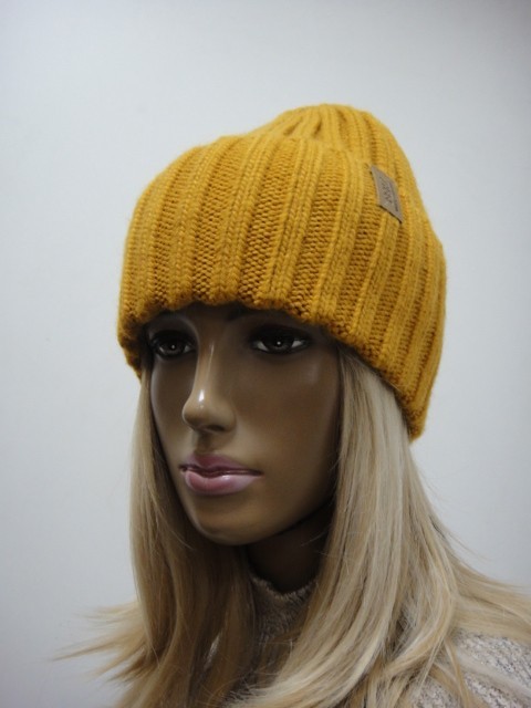 Доминика шапка