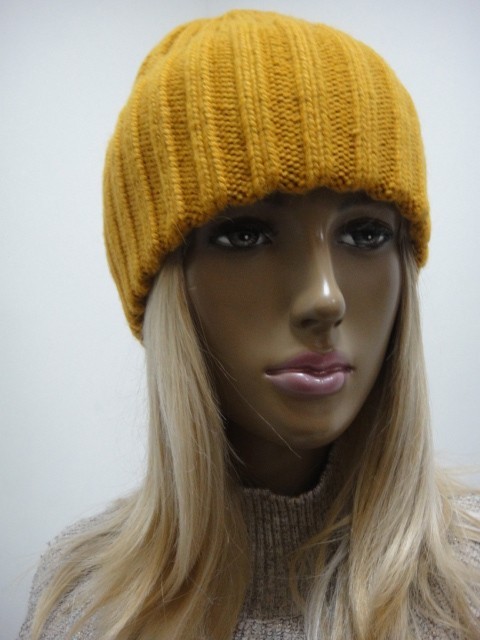 Доминика шапка