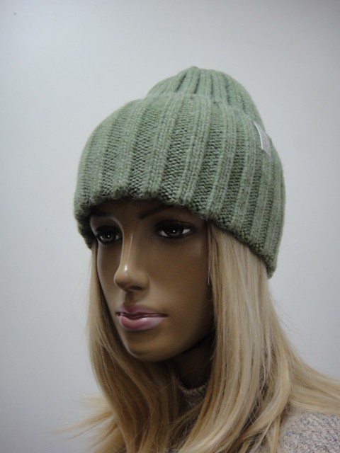 Доминика шапка