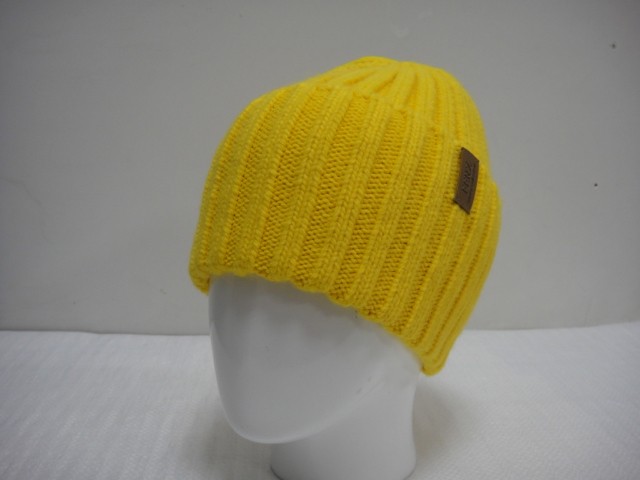 Доминика шапка