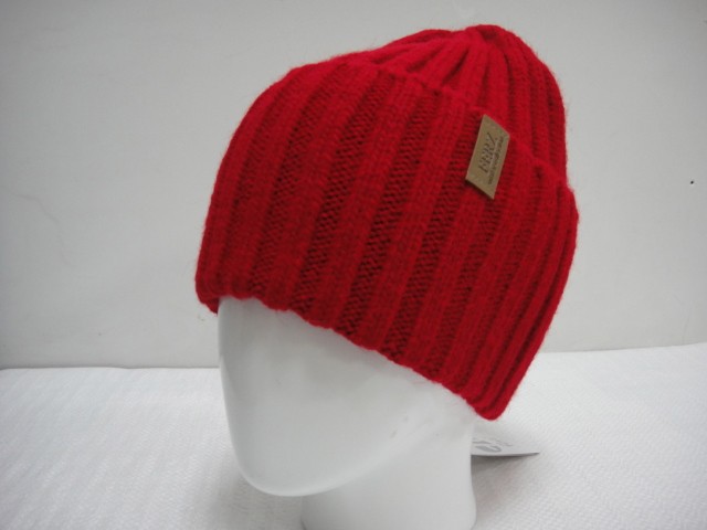 Доминика шапка