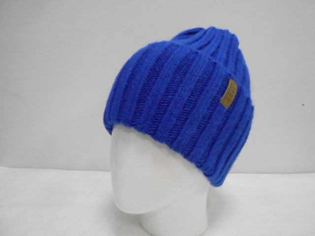 Доминика шапка