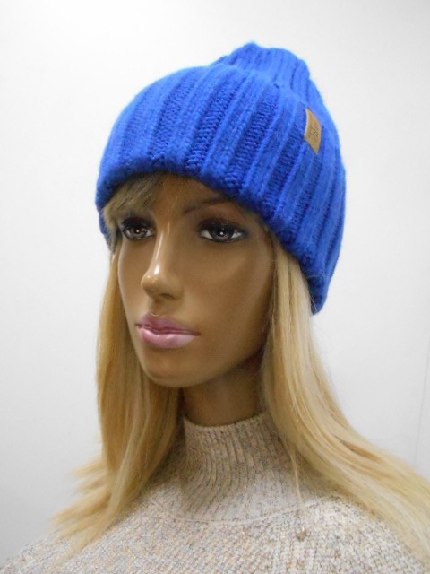 Доминика шапка