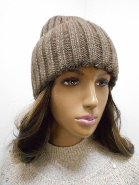 Доминика шапка