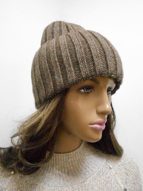 Доминика шапка