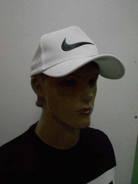  Бейсболка муж. с сеткой