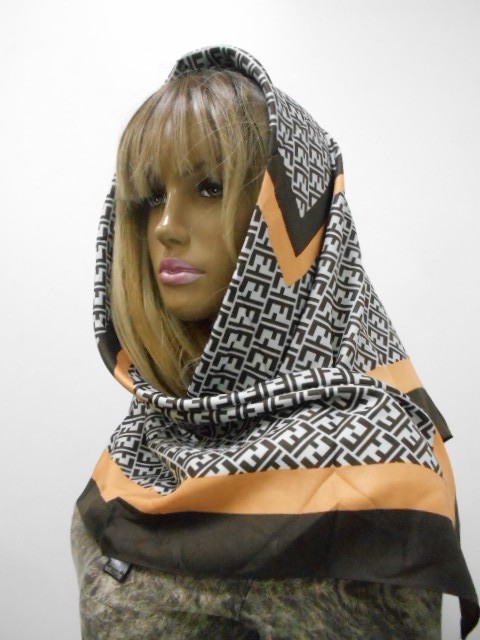 Fendi платок
