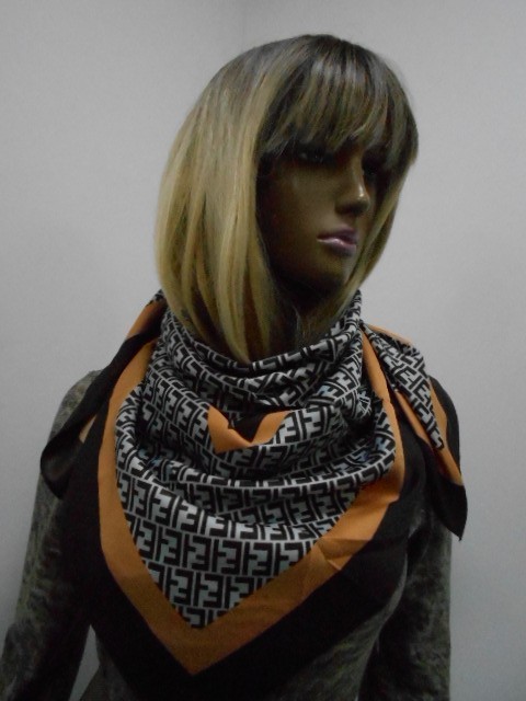 Fendi платок