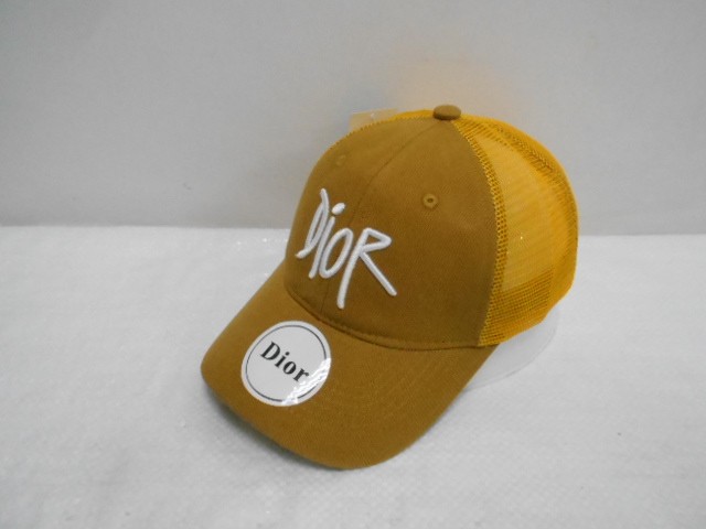  Бейсболка Диор сетка