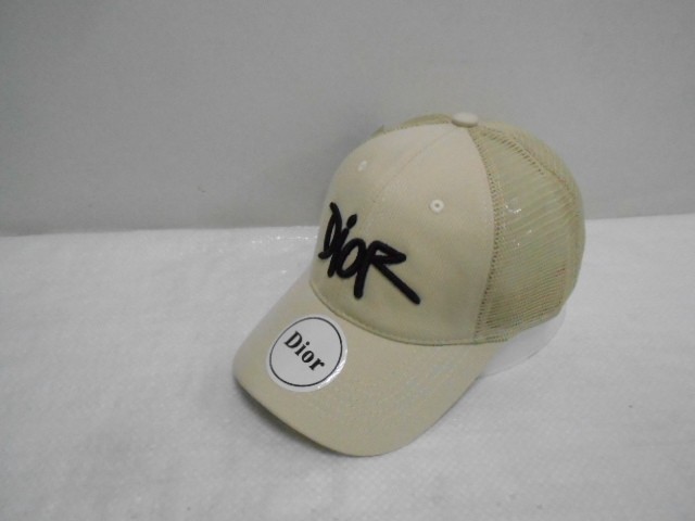  Бейсболка Диор сетка