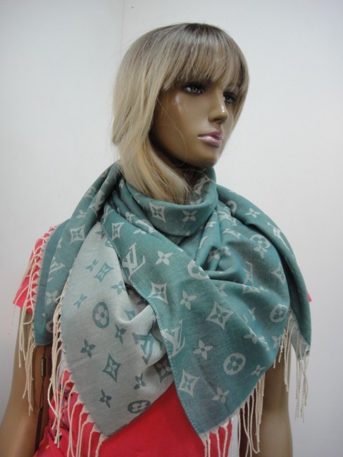  LV платок