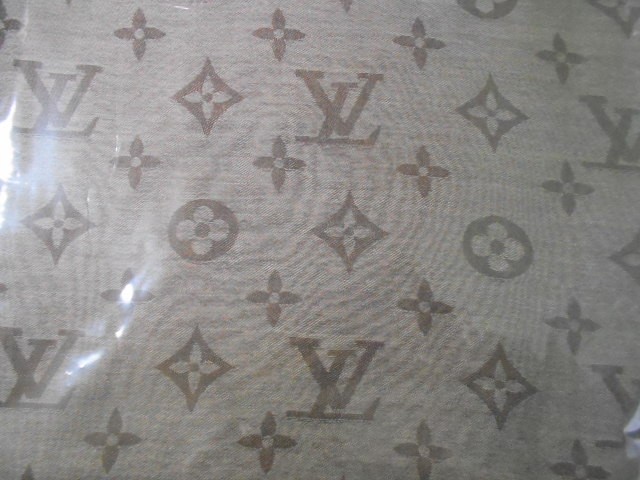  LV платок