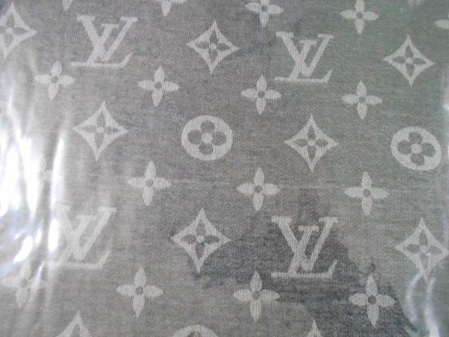  LV платок