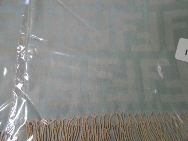 Fendi палантин