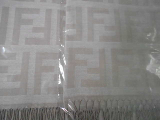 Fendi палантин