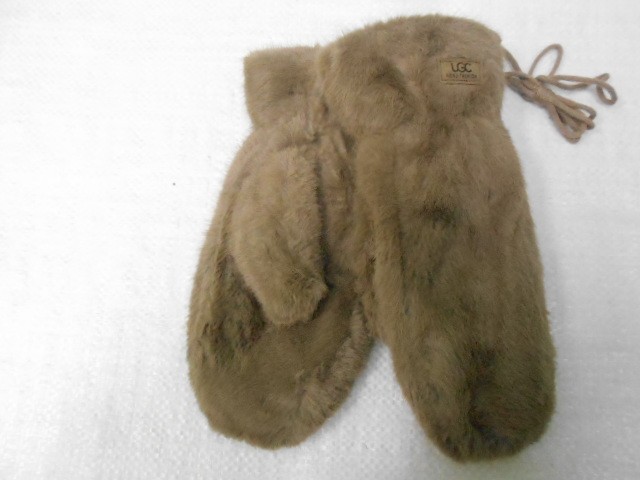  варежки жен. мех