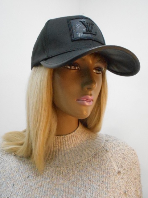  Бейсболка LY