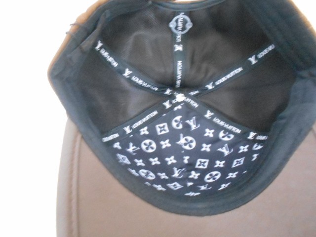  Бейсболка LY