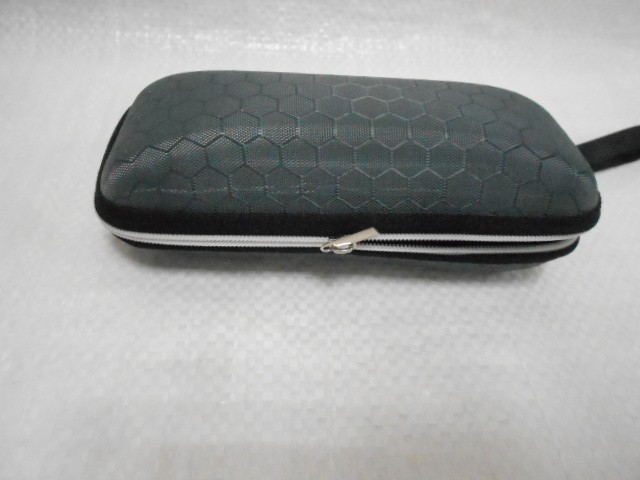   Футляр для очков