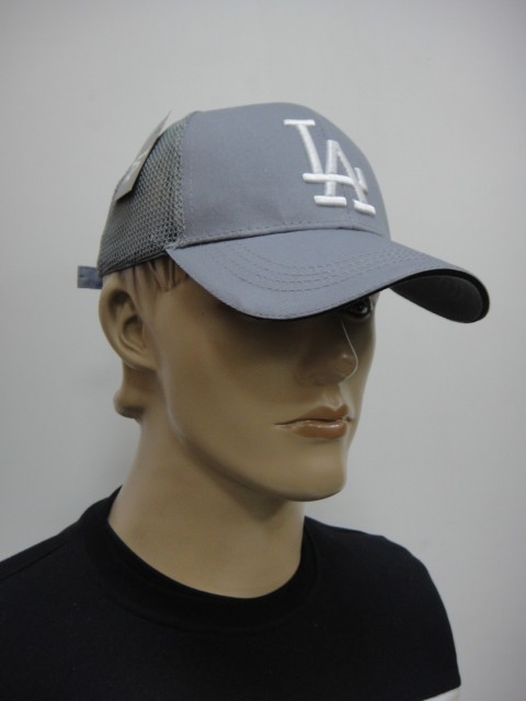  Бейсболка с сеткой