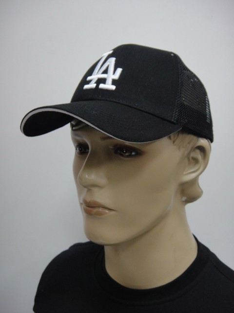  Бейсболка с сеткой