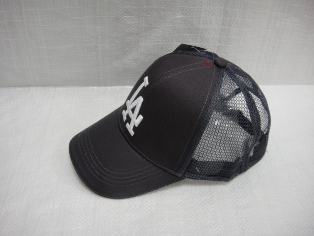  Бейсболка с сеткой