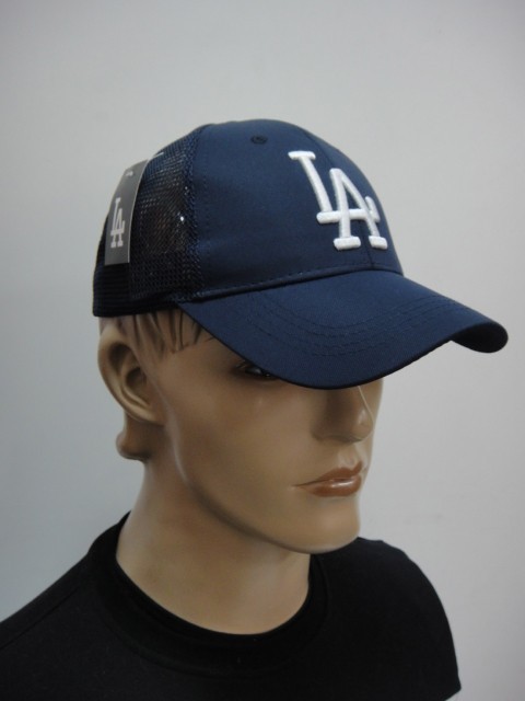  Бейсболка с сеткой