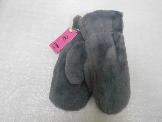  варежки жен. мех