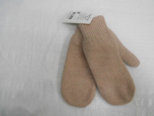 Снег варежки ангора