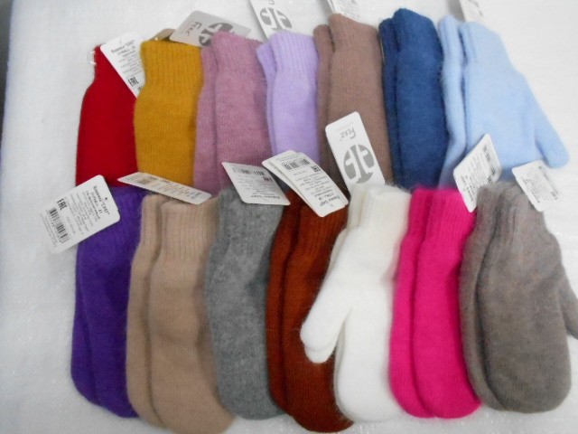 Снег варежки ангора