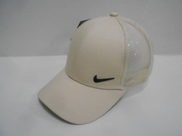  Бейсболка муж. с сеткой