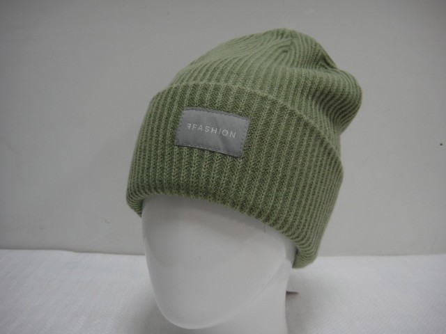  Тренд шапка отворот