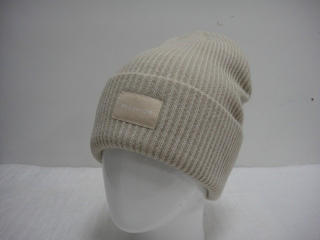  Тренд шапка отворот