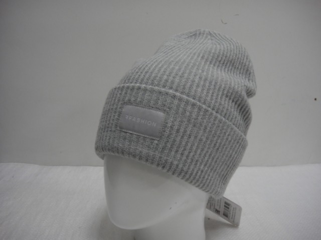  Тренд шапка отворот