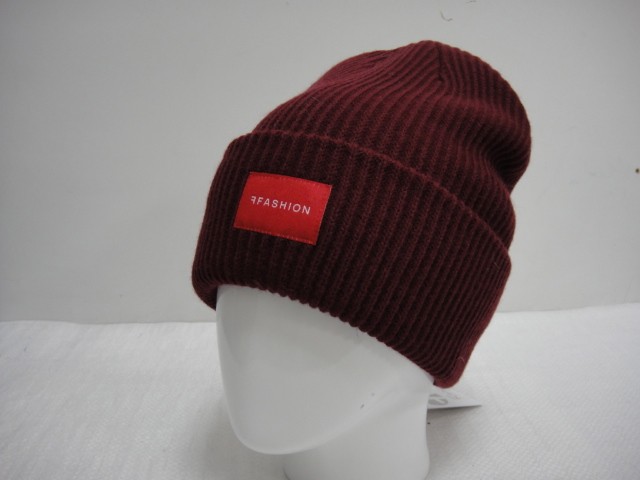  Тренд шапка отворот