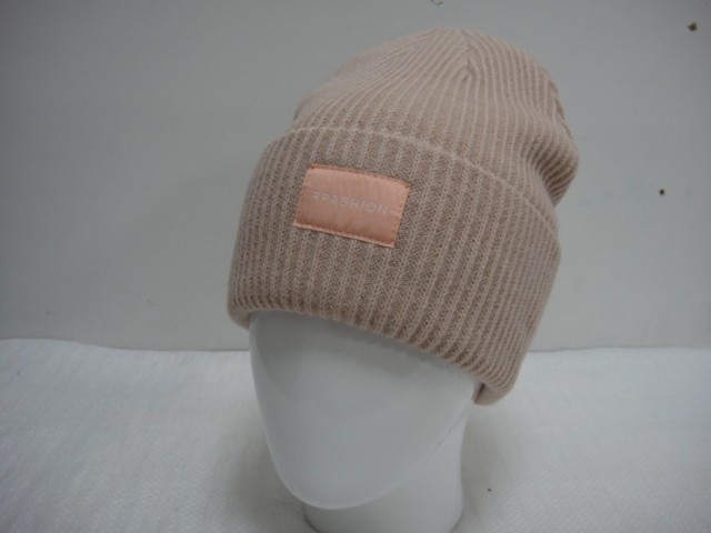  Тренд шапка отворот