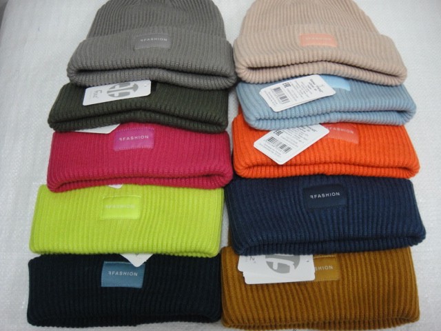  Тренд шапка отворот