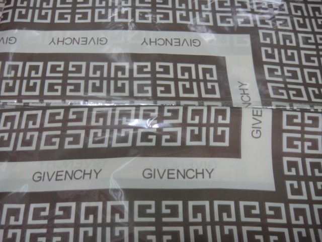 Живанши платок 