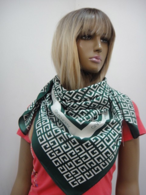 Живанши платок 