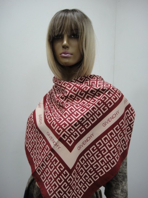 Живанши платок 