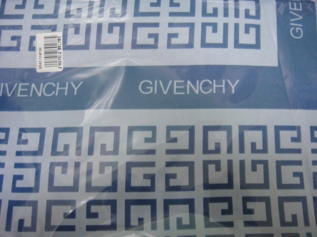 Живанши платок 