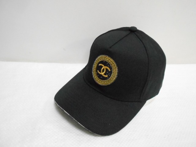  Бейсболка Шанель