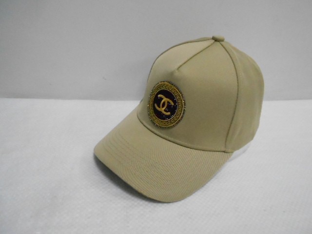  Бейсболка Шанель