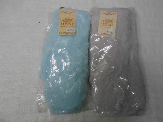  варежки жен. пух норки