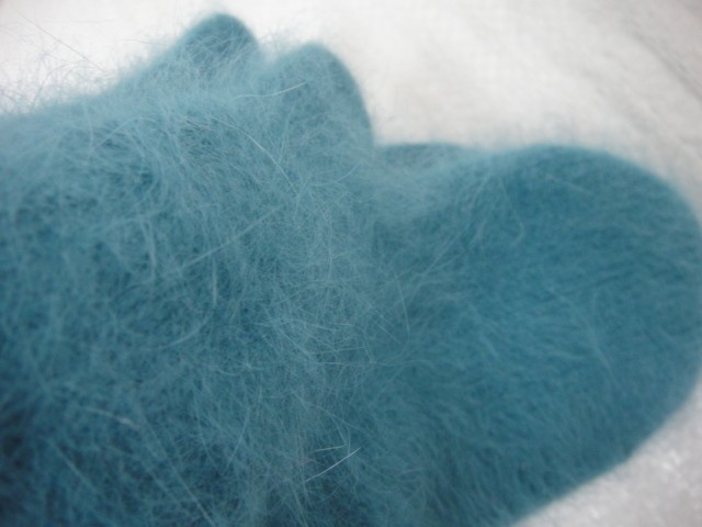  Варежки V17 ангора