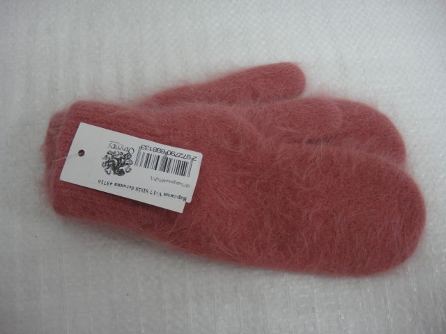  Варежки V17 ангора