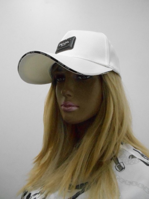  Бейсболка PRADA